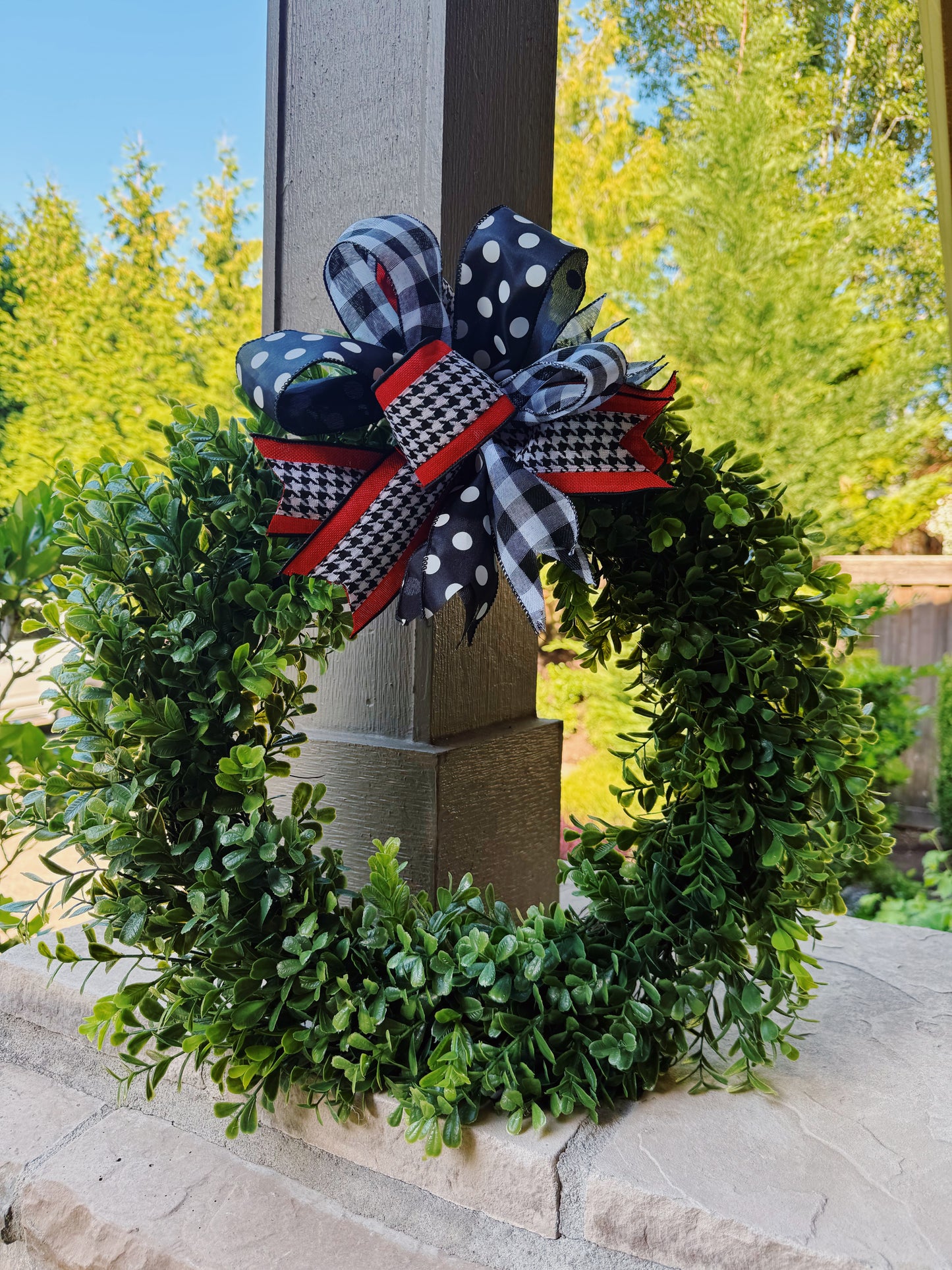 The Houndstooth Heaven