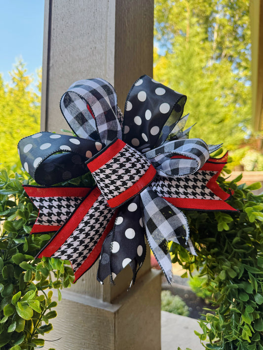 The Houndstooth Heaven